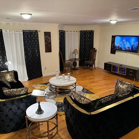 Affordable Luxury Home Near Nyc & Ewr